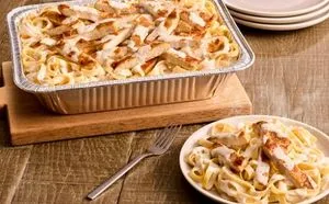 Chicken Alfredo Serves 4 – 6 1